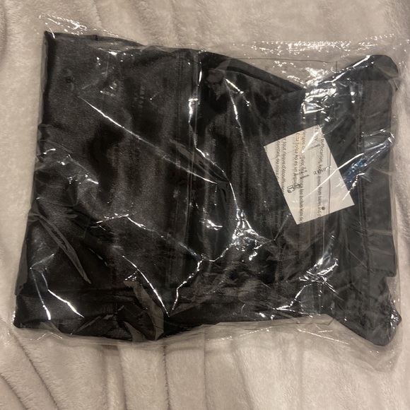forever 21, satin, black, tank and skirt, never worn, brand new - Picture 2 of 2